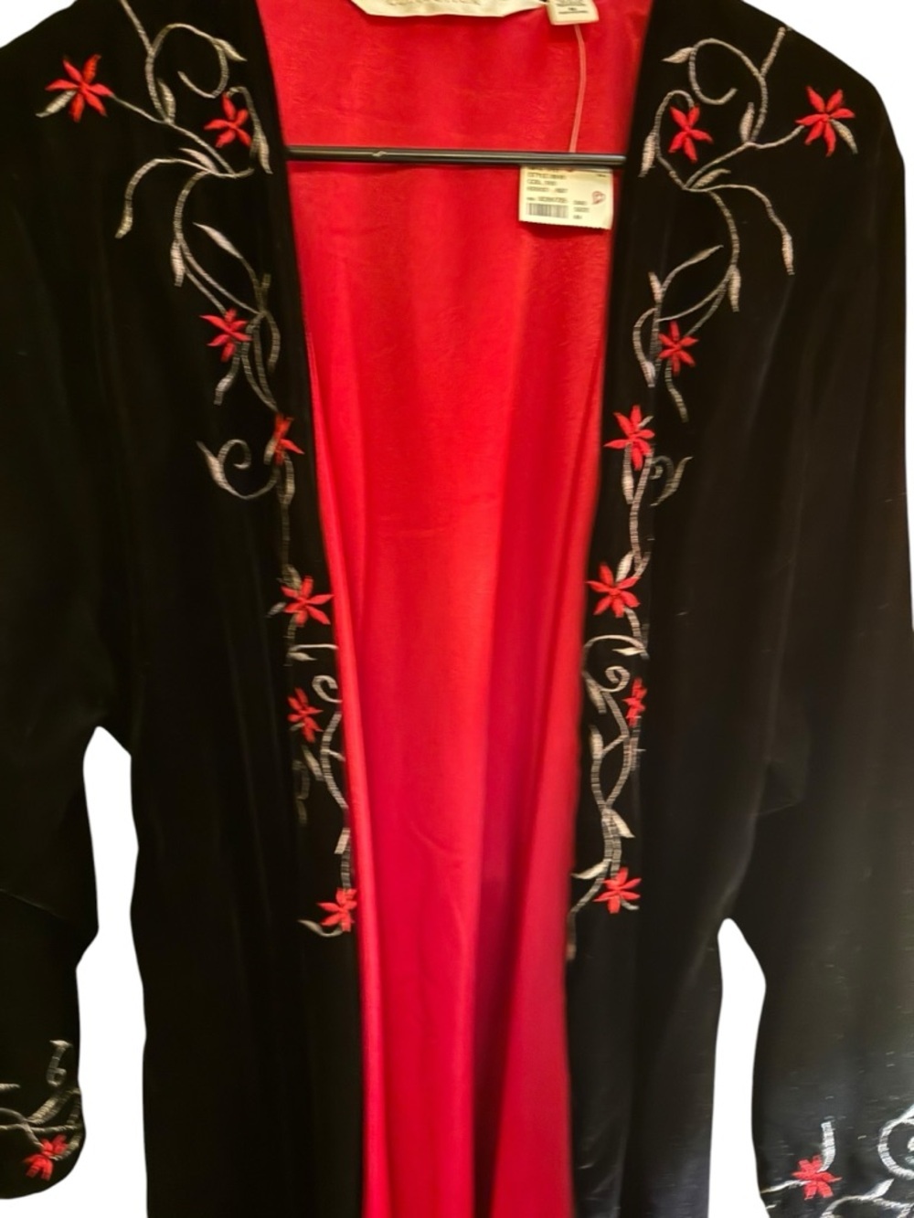 NWT-Victoria’s Secret Collection Velvet Robe Black Red Embroidered Long Belted M - Picture 2 of 11
